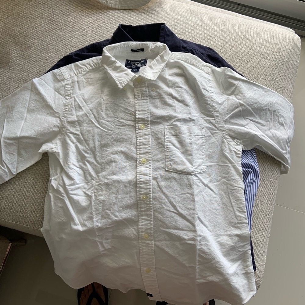 L Abercrombie white t shirt